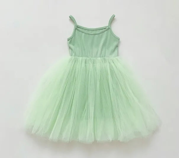 THE PERFECT TULLE DRESS