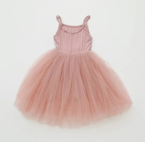 THE PERFECT TULLE DRESS